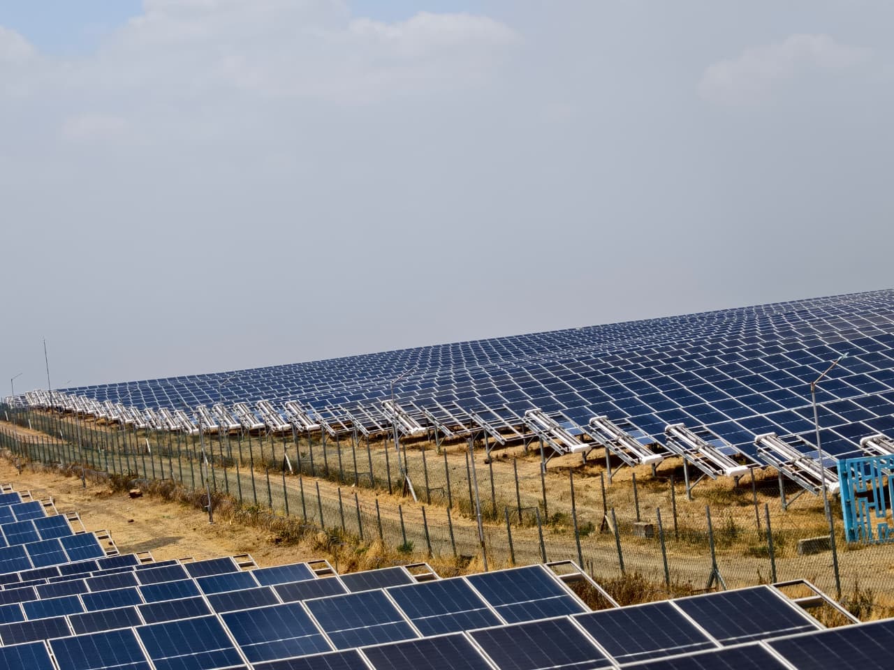 Agar 200 MW Solar Plant Case Study – 272 Robotic Cleaners Deliver Water Savings, Higher Energy Yield & Smarter Operations, solar panel cleaning robot project, 200 MW · Madhya Pradesh · Ground Mount · 265 auto ...