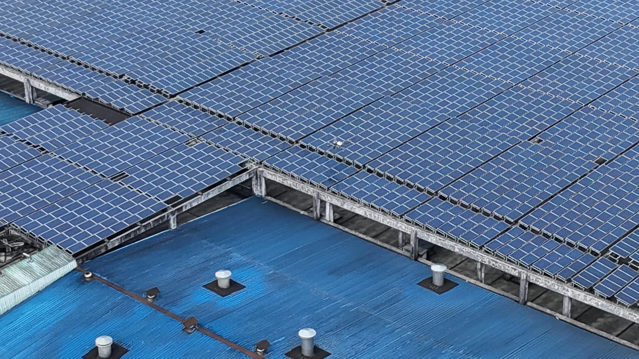 The Ultimate Guide to Designing a Solar Power Plant — solar panel cleaning robot article | Taypro