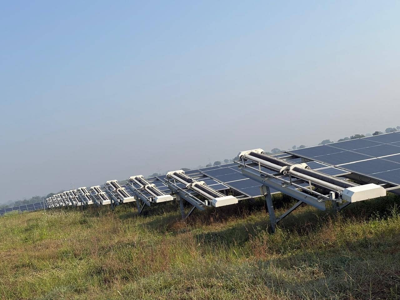 Bachau DVC, Gujrat – 300 MW Bachau DVC, Gujrat – 300 MW - Solar Panel Cleaning Robot Installation Project by Taypro