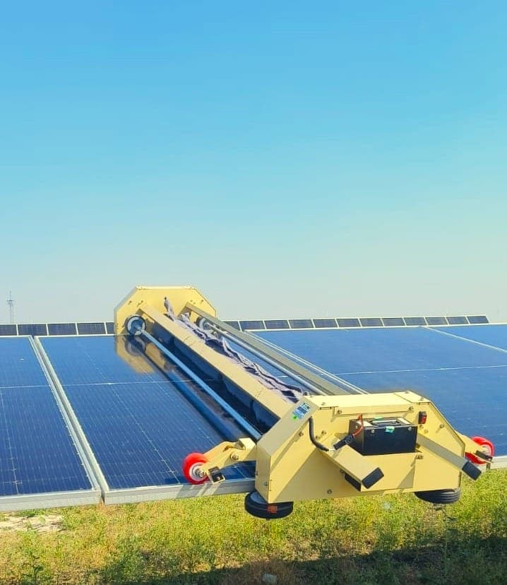 Solar Cleaning Robot Battery Life and Replacement Cost Planning - Taypro blog Solar Cleaning Robot Battery Life and Replacement Cost Planning - Solar Panel Cleaning Robot resource by Taypro
